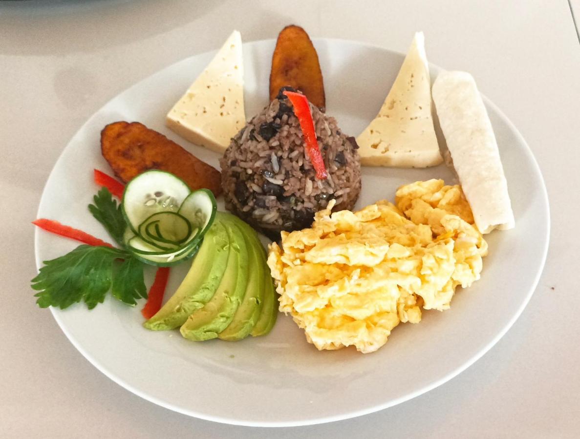 Tico Bed & Breakfast La Fortuna Buitenkant foto